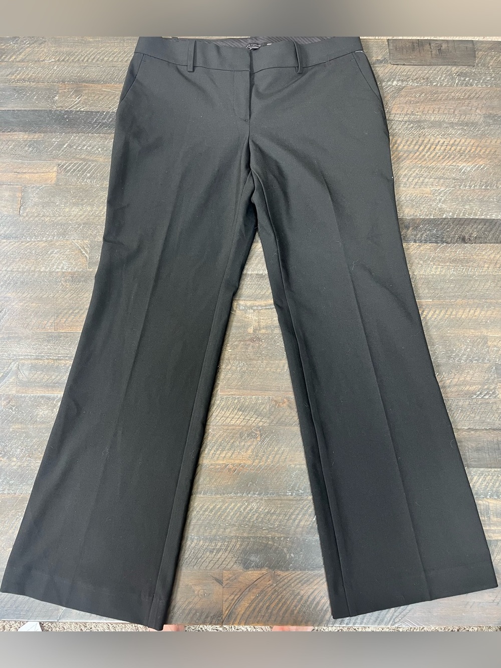 Ann Taylor Black Wide Leg Trouser Pants Size 10P Petite Business Suiting Stretch